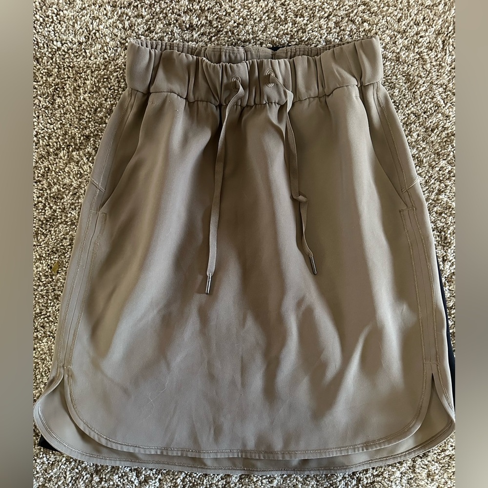 Lululemon Tan On The Fly Skirt